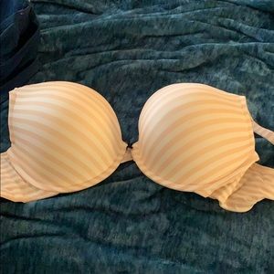 Like new Cacique bra